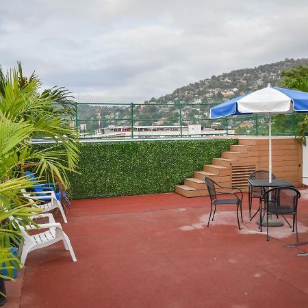 Hotel Gaby Inn Zihuatanejo Dış mekan fotoğraf