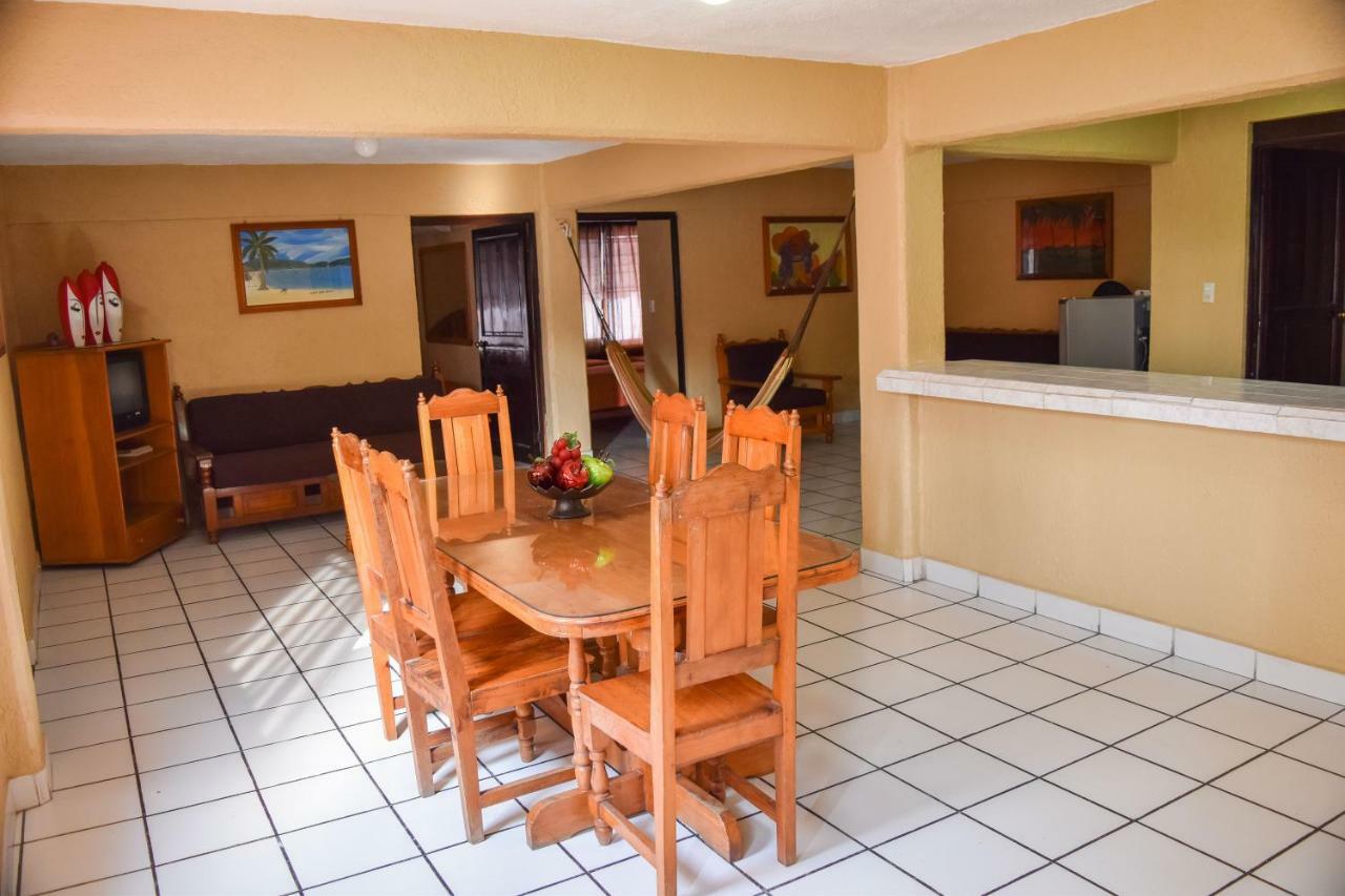 Hotel Gaby Inn Zihuatanejo Dış mekan fotoğraf